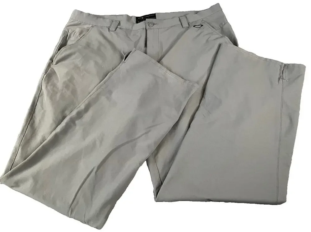 Oakley Men's 44x34 Grey Lightweight Golf Pants